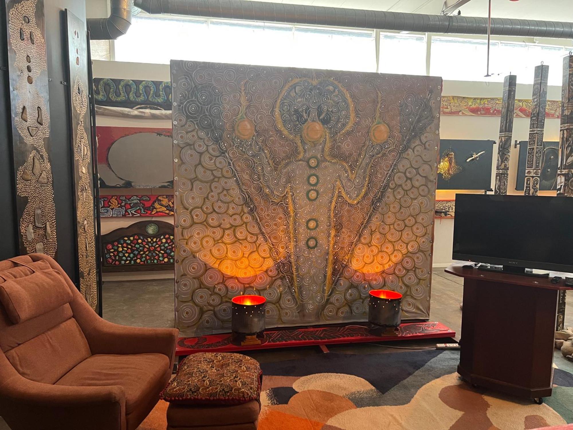Space Castle: A 1950S Gas Station Transformed Into An Art Themed Wonderland ทรูธออร์คอนซีเควนเซส ภายนอก รูปภาพ